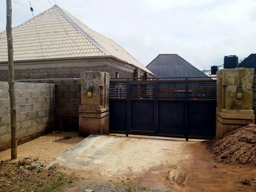 4 Bed Room House For Sale in Abuja